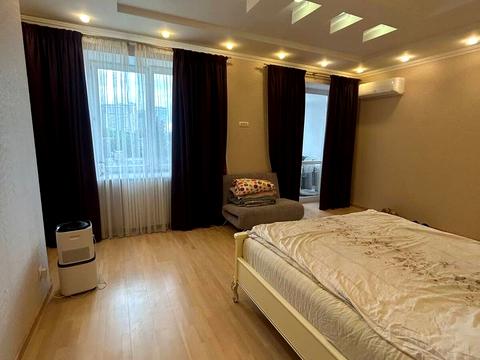 квартира по адресу Довженко ул., 6а