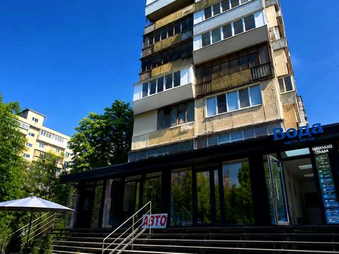 комерційна за адресою Ореста Левицького вул. (Академіка Курчатова), 20