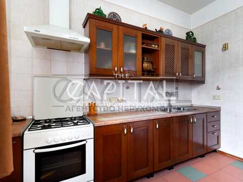 будинок за адресою Сонячна вул., 5