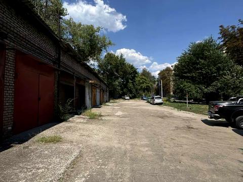 паркомісце за адресою Незалежної України вул. (40 років Радянської України), 51
