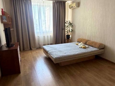 квартира по адресу Костанди ул., 1/1