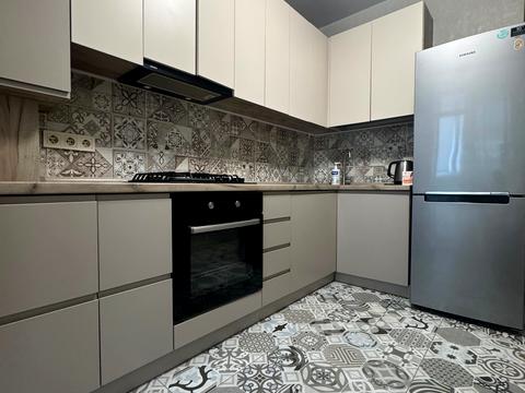 квартира за адресою Машинобудівників вул., 25