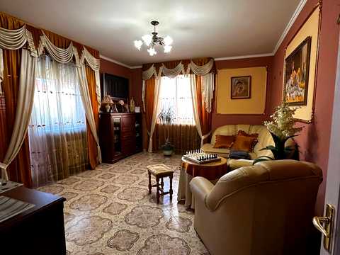 будинок за адресою Мирослава Іванюти вул., 52
