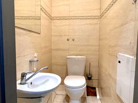 комерційна за адресою Рівне, Степана Бандери вул., 59