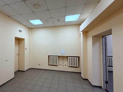 коммерческая по адресу Миколы Бажана просп., 12