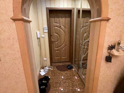 квартира за адресою Ревуцького вул., 4