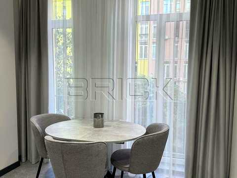 квартира за адресою Регенераторна вул., 4к2