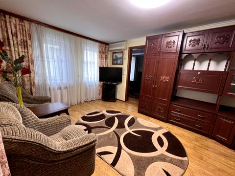 будинок за адресою Астрономічна вул.