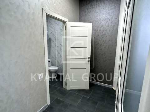 комерційна за адресою Поповича, 8а/1