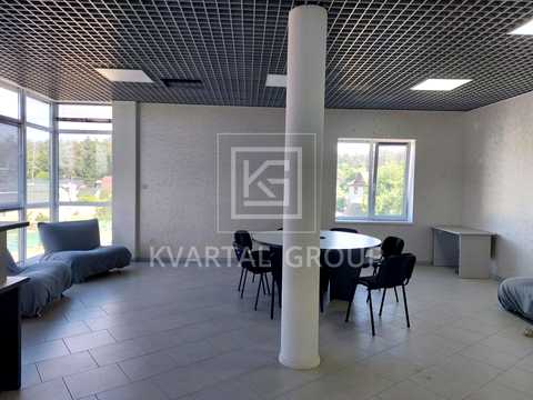 комерційна за адресою Поповича, 8а/1