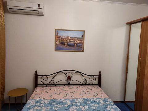 квартира за адресою Анни Ахматової вул., 43
