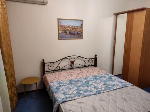 квартира за адресою Анни Ахматової вул., 43