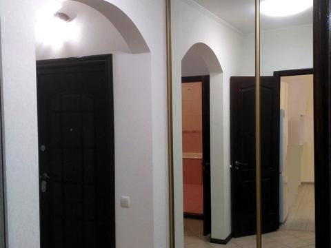 квартира за адресою Анни Ахматової вул., 43
