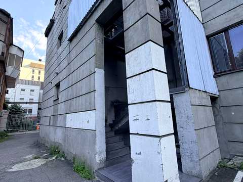 комерційна за адресою Дніпро, Мечникова вул., 14г