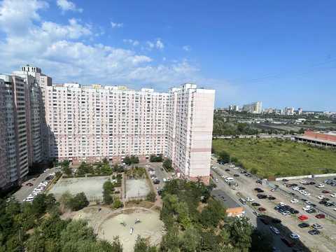квартира за адресою Олени Пчілки вул., 2