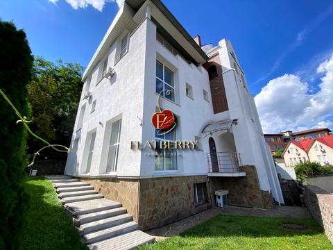 коммерческая по адресу Редутная ул., 25