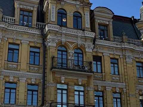 коммерческая по адресу Большая Васильковская ул. (Красноармейская), 1-3