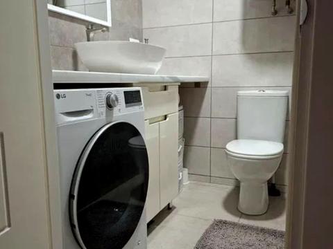 квартира за адресою с. Крижанівка, Академіка Сахарова вул., 5-Г