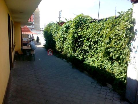 коммерческая по адресу Строителей бульв., 7а
