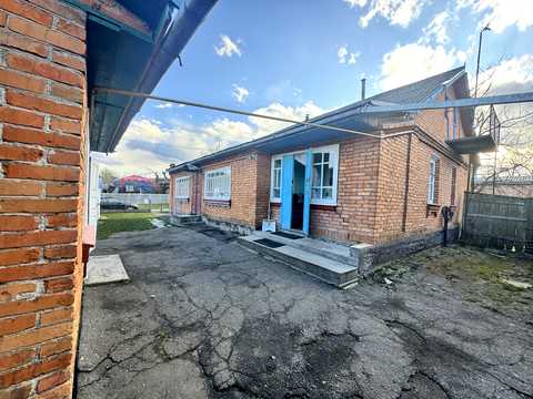 будинок за адресою Шкільний пров.