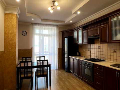 квартира за адресою Ставова вул., 7-В