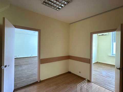 комерційна за адресою Лесі Українки бульв., 34