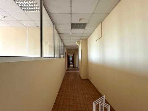 комерційна за адресою Лесі Українки бульв., 34