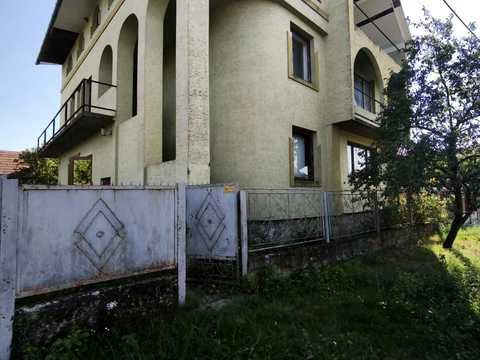 будинок за адресою Дружби