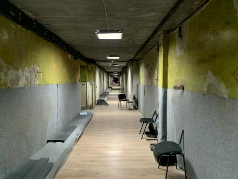 комерційна за адресою Героїв УПА вул., 77