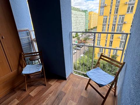 квартира за адресою Регенераторна вул., 4 к11