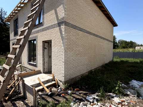 будинок за адресою с. Писарівка, Покровська, 3