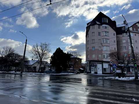 участок по адресу Тисменицька ул., 222б