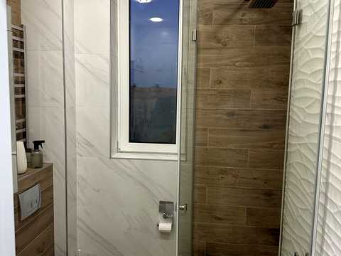 квартира за адресою Регенераторна вул., 4 к5
