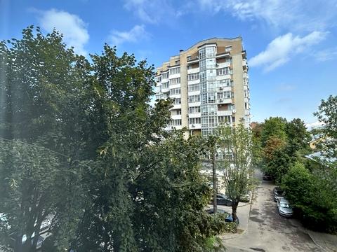 квартира за адресою Угорська вул., 12