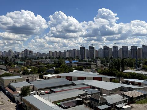квартира за адресою Причальна вул., 8