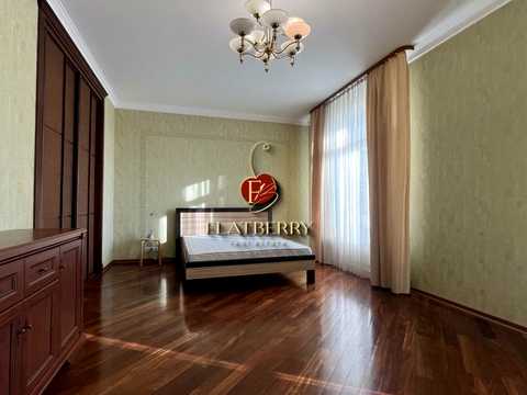 квартира по адресу Круглоуниверситетская ул., 3-5