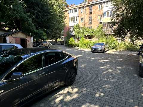 квартира за адресою Чернівці, Криворізька вул., 2-А