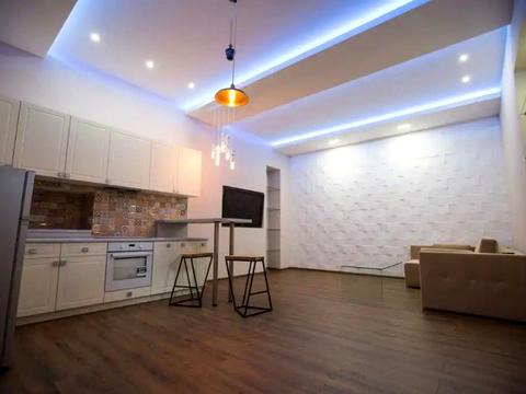 квартира за адресою Троїцька пл., 3