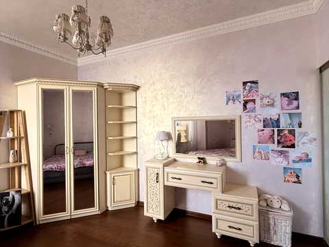 квартира по адресу Александра Кониского ул. (Володарського), 63