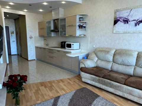 квартира по адресу Королеви Єлизавети ІІ ул. (Глинки), 2
