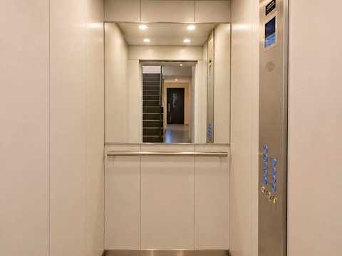 квартира по адресу Героев Небесной Сотни просп., 40