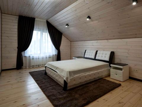 будинок за адресою Київ, Миколи Юнкерова вул.