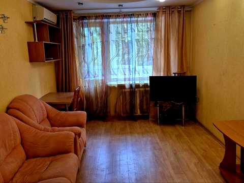 квартира за адресою Калинова вул., 82