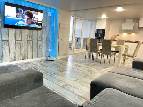 квартира по адресу Миколы Бажана просп., 12
