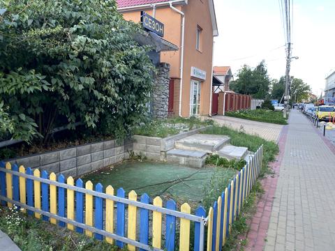 коммерческая по адресу Леси Украинки ул., 12