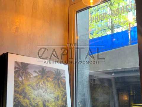 коммерческая по адресу Антоновича ул. (Горького), 37
