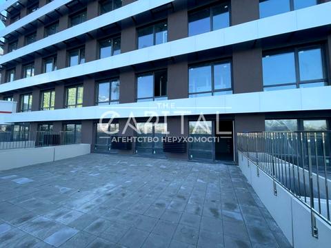 комерційна за адресою Дніпровська набережна вул., 15-К