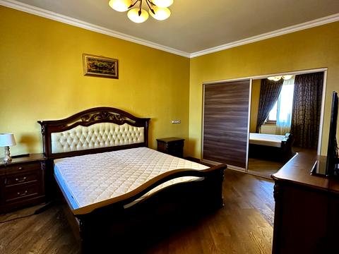 квартира за адресою Жупанатська пл., 1