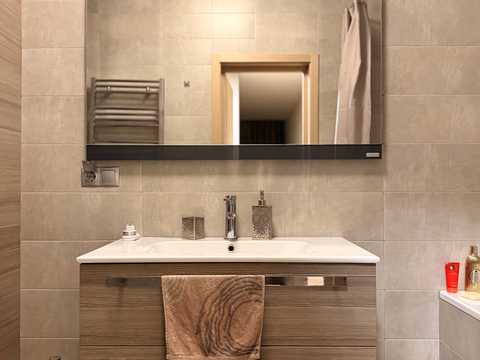 квартира за адресою Замковецька вул., 108