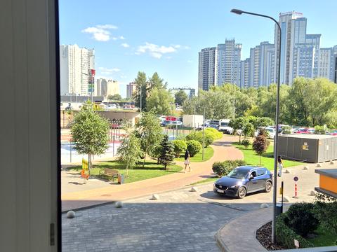 коммерческая по адресу Днепровская набережная ул., 20